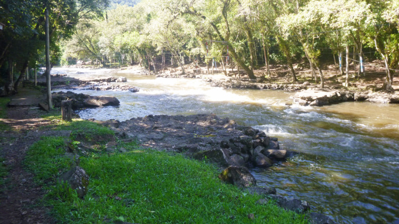 River Paranhana