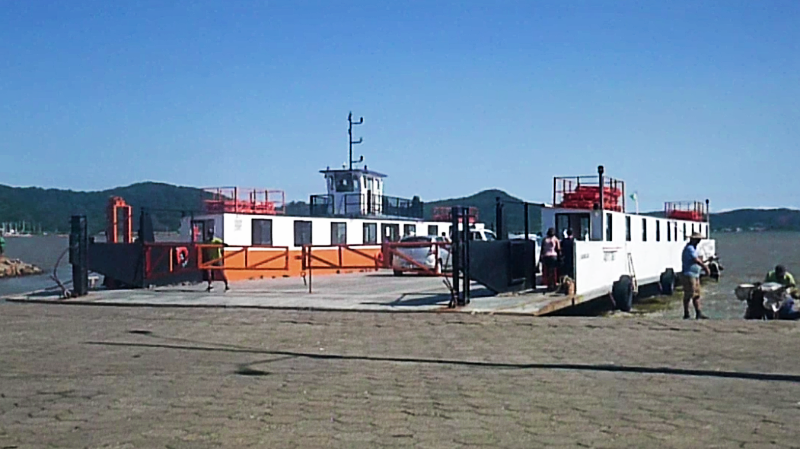 Laguna ferry